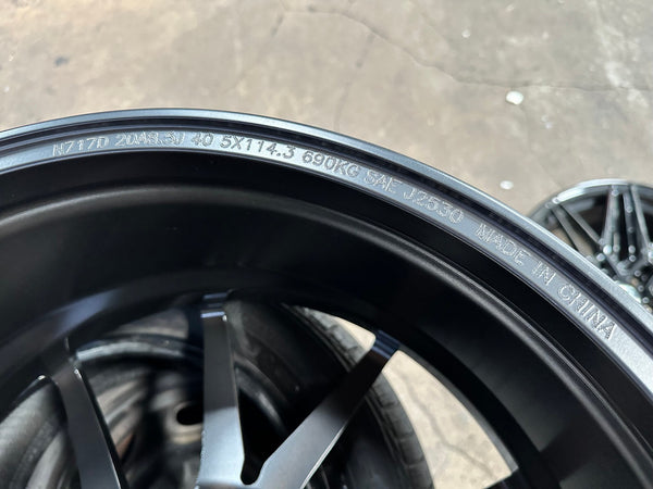 New 20X8.5 ET40 Advanti Hybris Rim (4 wheel) Gloss Black 5X114.3