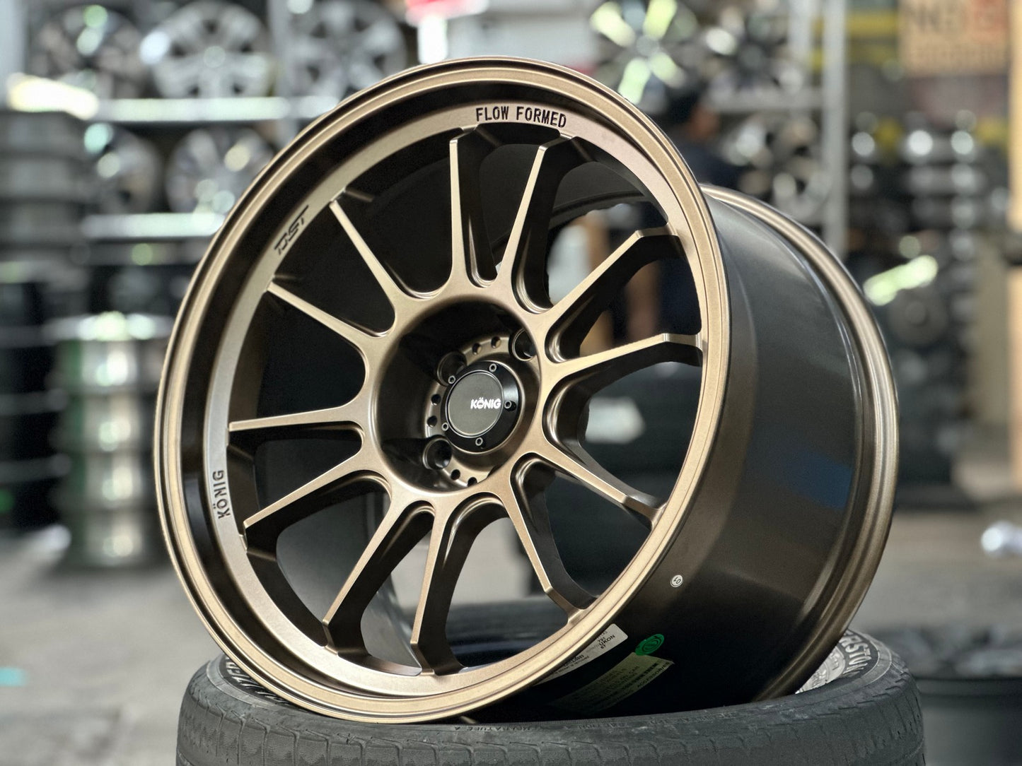 New 18X10.5 ET25 Konig Hypergram Rim (4 wheel) Matt Bronze 5X114.3