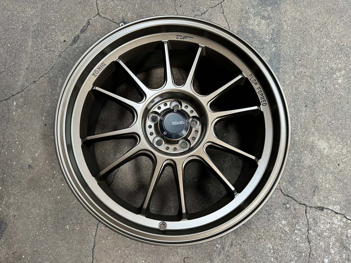 New 18X8.5 ET38 Konig Hypergram Rim (4 wheel) Matt Bronze 5X100