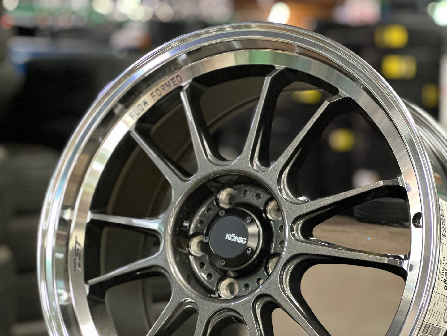 New 18X8.5 ET43 Konig Hypergram Rim (4 wheel) Gloss Gunmetal 5X112