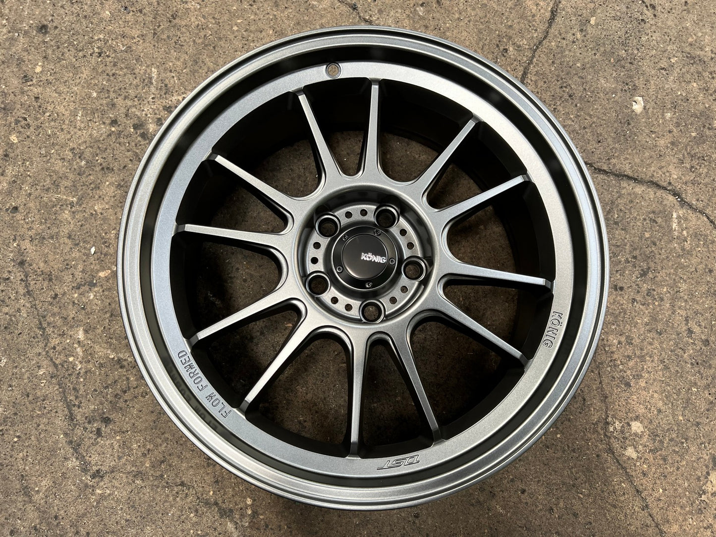 New 18X8.5 ET35 Konig Hypergram Rim (4 wheel) Matt Gunmetal 5X114.3
