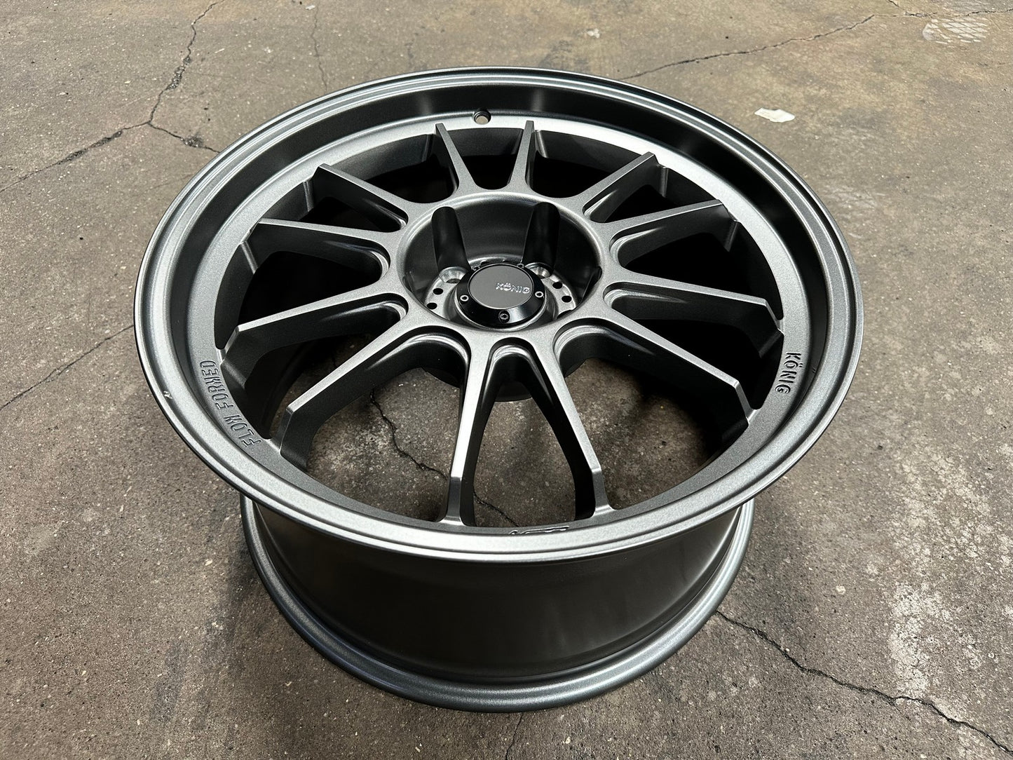 New 18X9.5 ET35 Konig Hypergram Rim (4 wheel) Matt Gunmetal 5X120