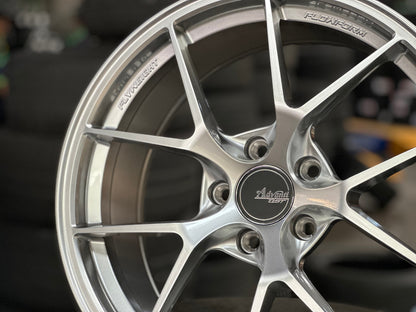 New 18X8.5 ET42 Advanti Astra Rim (4 wheel) Gloss Silver 5X114.3