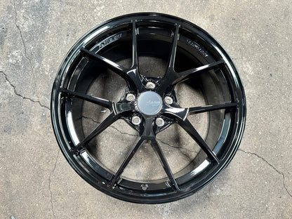 New 18X8.5 ET42 Advanti Astra Rim (4 wheel) Gloss Black 5X114.3