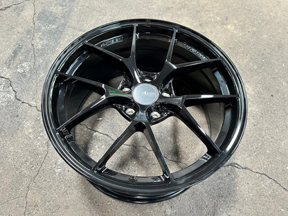 New 18X8.5 ET42 Advanti Astra Rim (4 wheel) Gloss Black 5X114.3