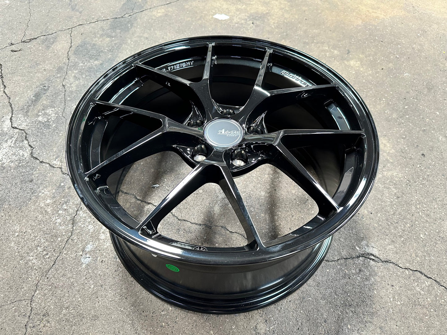 New 18X8.5 ET42 Advanti Astra Rim (4 wheel) Gloss Black 5X114.3