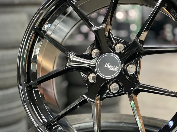 New 18X8.5 ET42 Advanti Astra Rim (4 wheel) Gloss Black 5X114.3