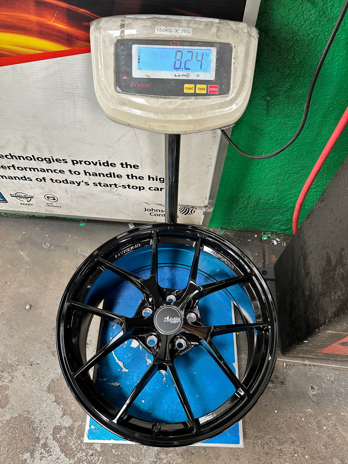 New 18X8.5 ET42 Advanti Astra Rim (4 wheel) Gloss Black 5X114.3