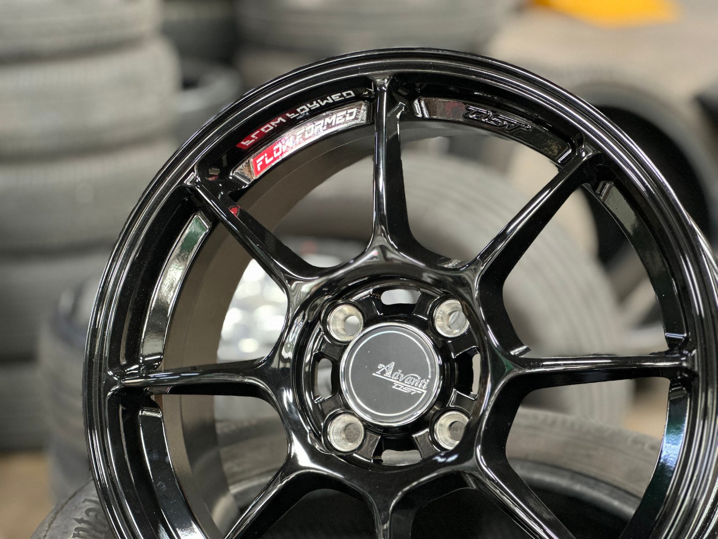 New 15X6.5 ET42 Advanti Blizzard Rim (4 wheel) Gloss Black 4X100