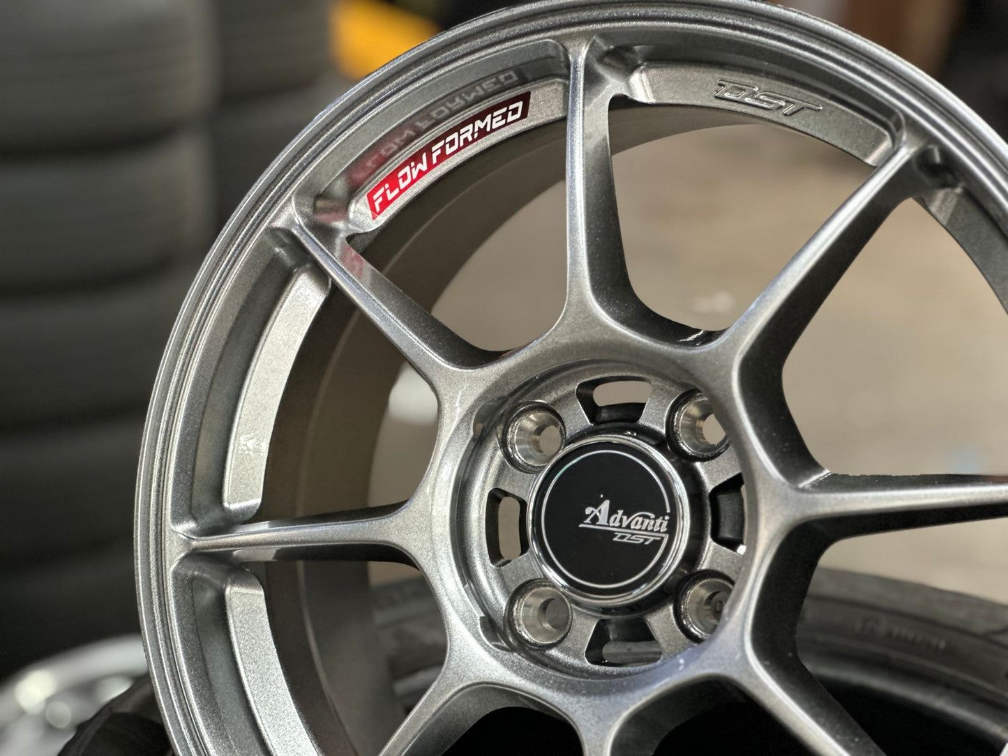 New 15X6.5 ET42 Advanti Blizzard Rim (4 wheel) Gloss Gunmetal 4X100