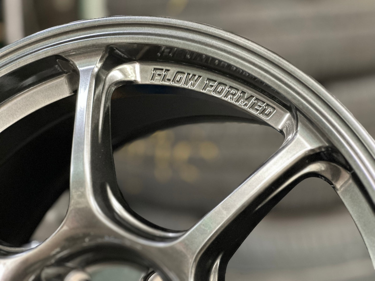 New 17X8 ET40 Konig Ultragram Rim (4 wheel) Gloss Gunmetal 5X114.3