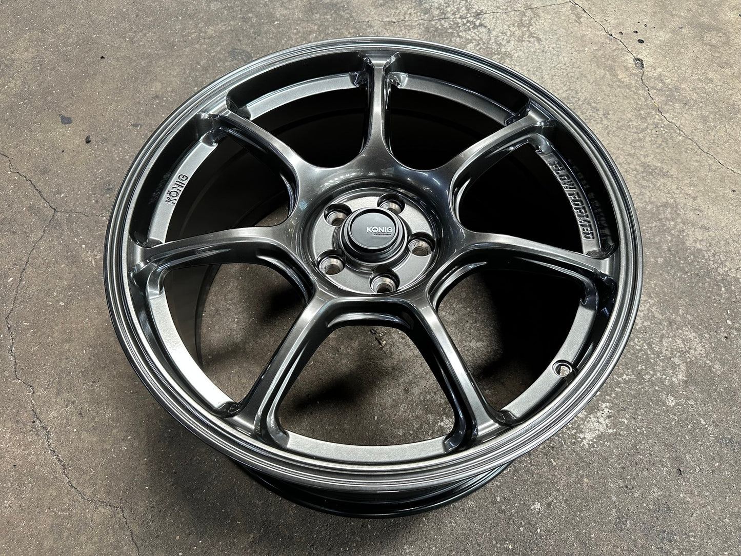 New 18X8.5 ET38 Konig Ultragram Rim (4 wheel) Gloss Gunmetal 5X100