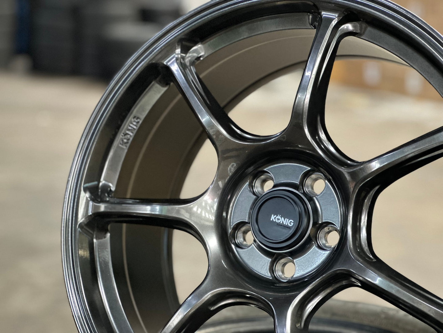 New 18X8.5 ET38 Konig Ultragram Rim (4 wheel) Gloss Gunmetal 5X100