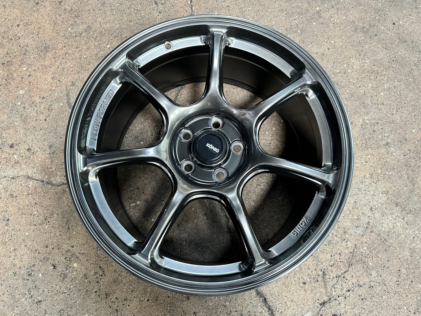 New 18X8.5 ET42 Konig Ultragram Rim (4 wheel) Gloss Gunmetal 5X108