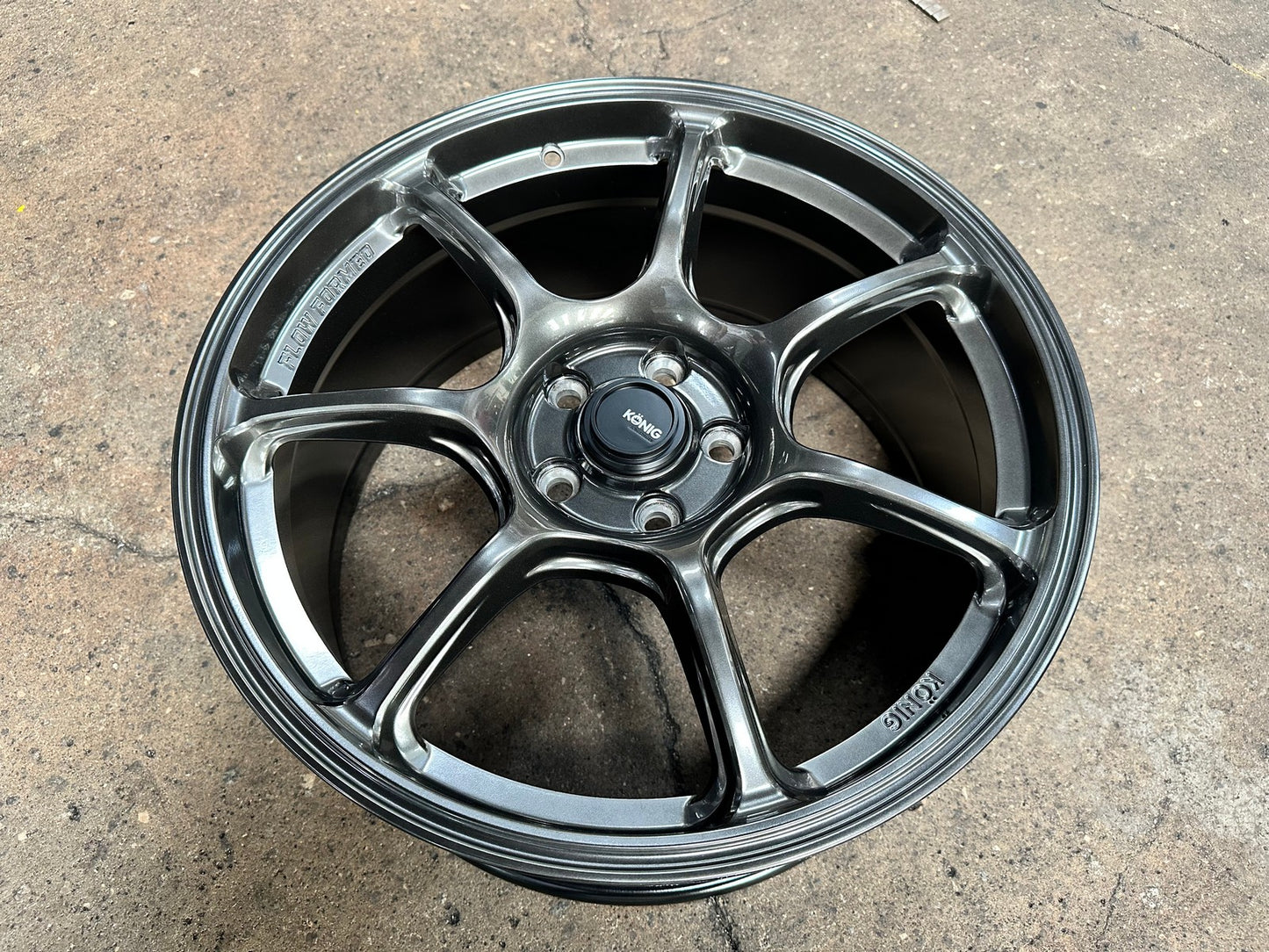 New 18X8.5 ET42 Konig Ultragram Rim (4 wheel) Gloss Gunmetal 5X108