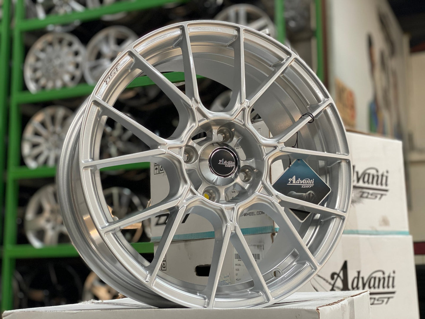 New 16X7 ET40 Advanti Presto Rim (4 wheel) Gloss Silver 4X100