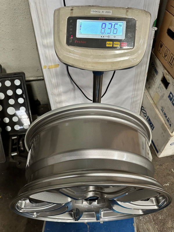 New 18X8.5 ET42 Konig Heliogram Rim (4 wheel) Gloss Gunmetal 5X114.3