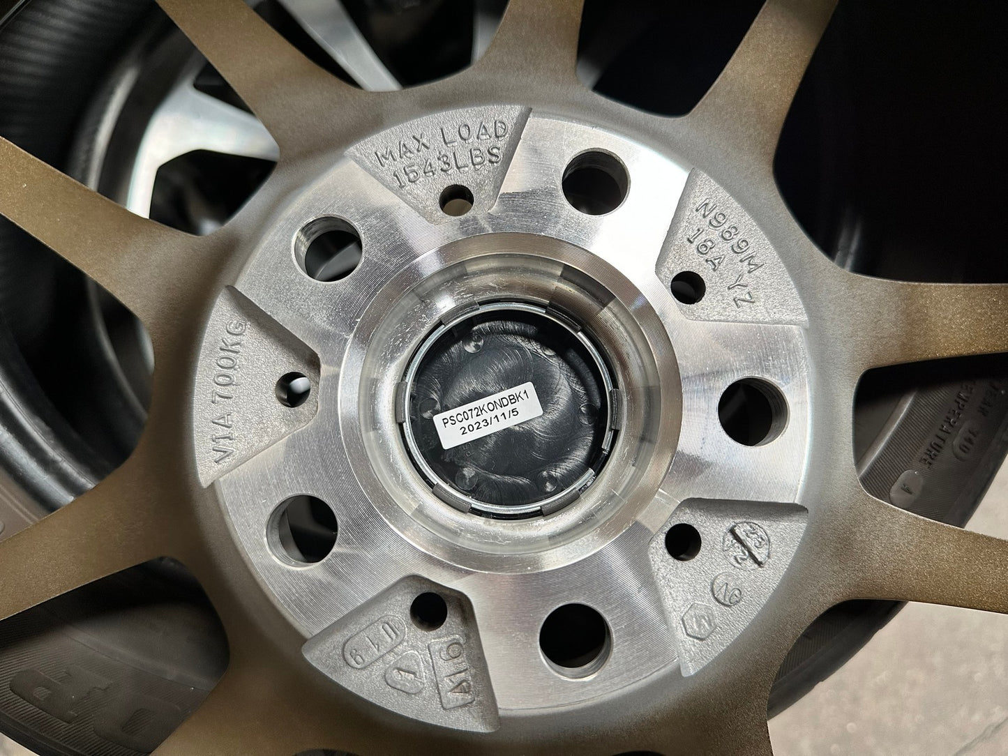 New 18X8.5 ET42 Konig Heliogram Rim (4 wheel) Matt Bronze 5X114.3