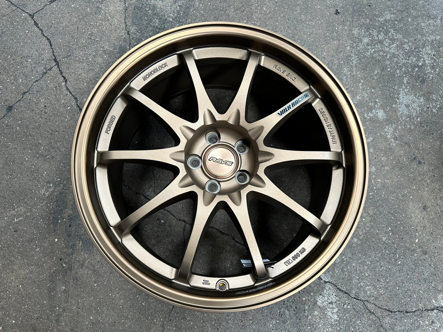 New 18X8.5 ET35 NK Performance CE28N Rim (4 wheel) Matt Bronze 5X100
