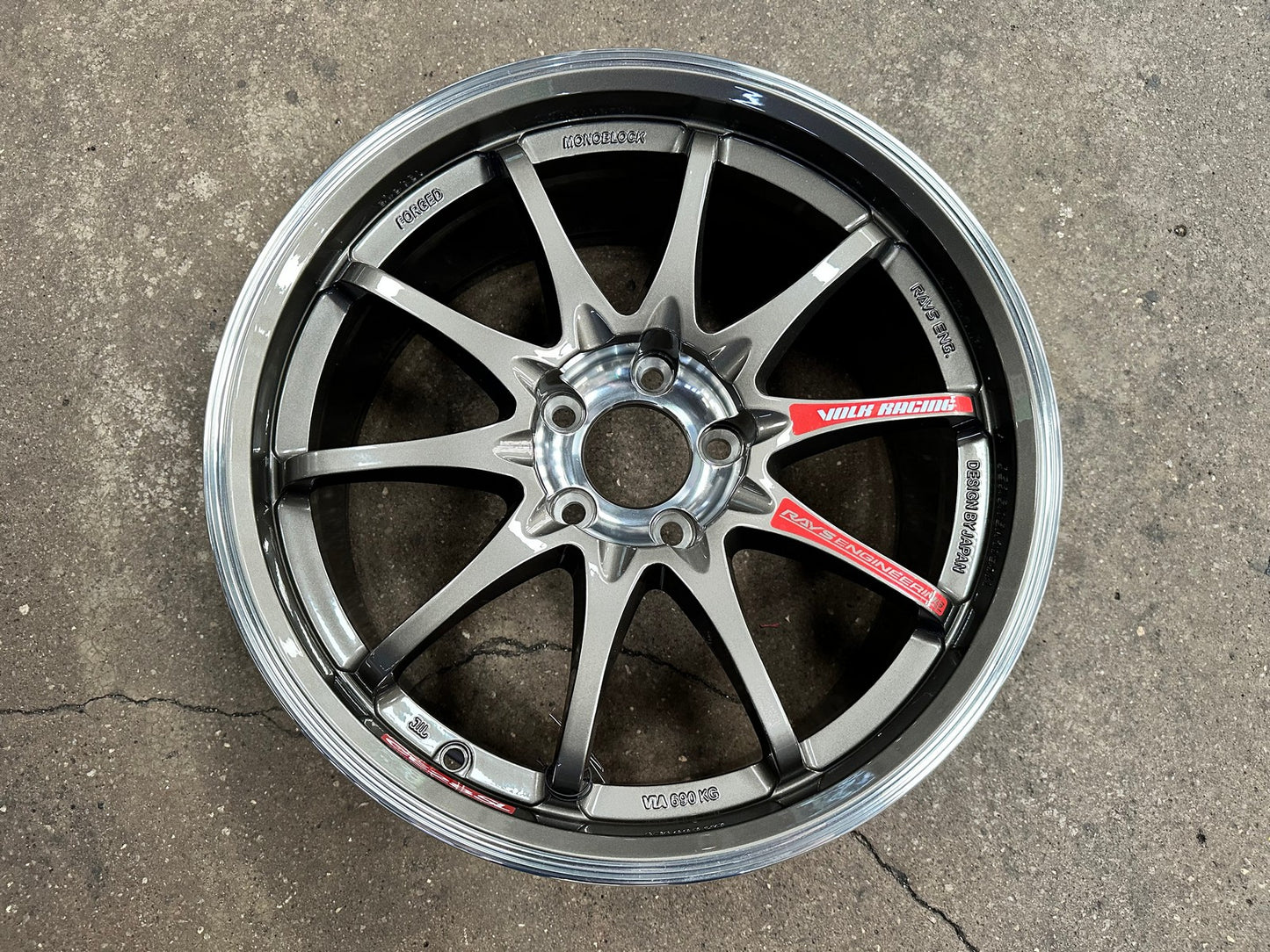 New 18X8.5 ET35 NK Performance CE28SL Rim (4 wheel) Gloss Gunmetal 5X112