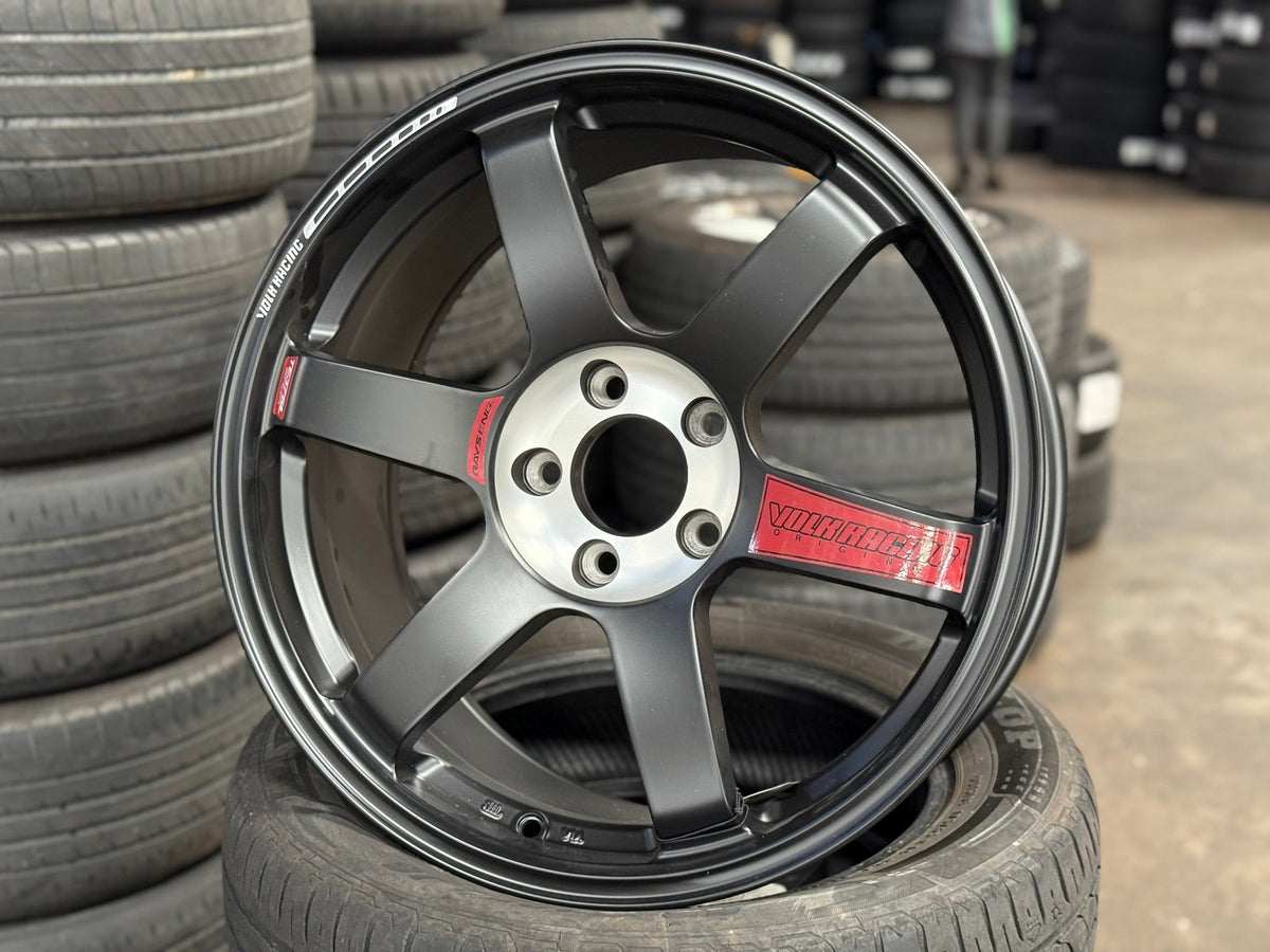 New 18X8.5 ET35 NK Performance TE37 Rim (4 wheel) Matt Black 5X114.3 Red