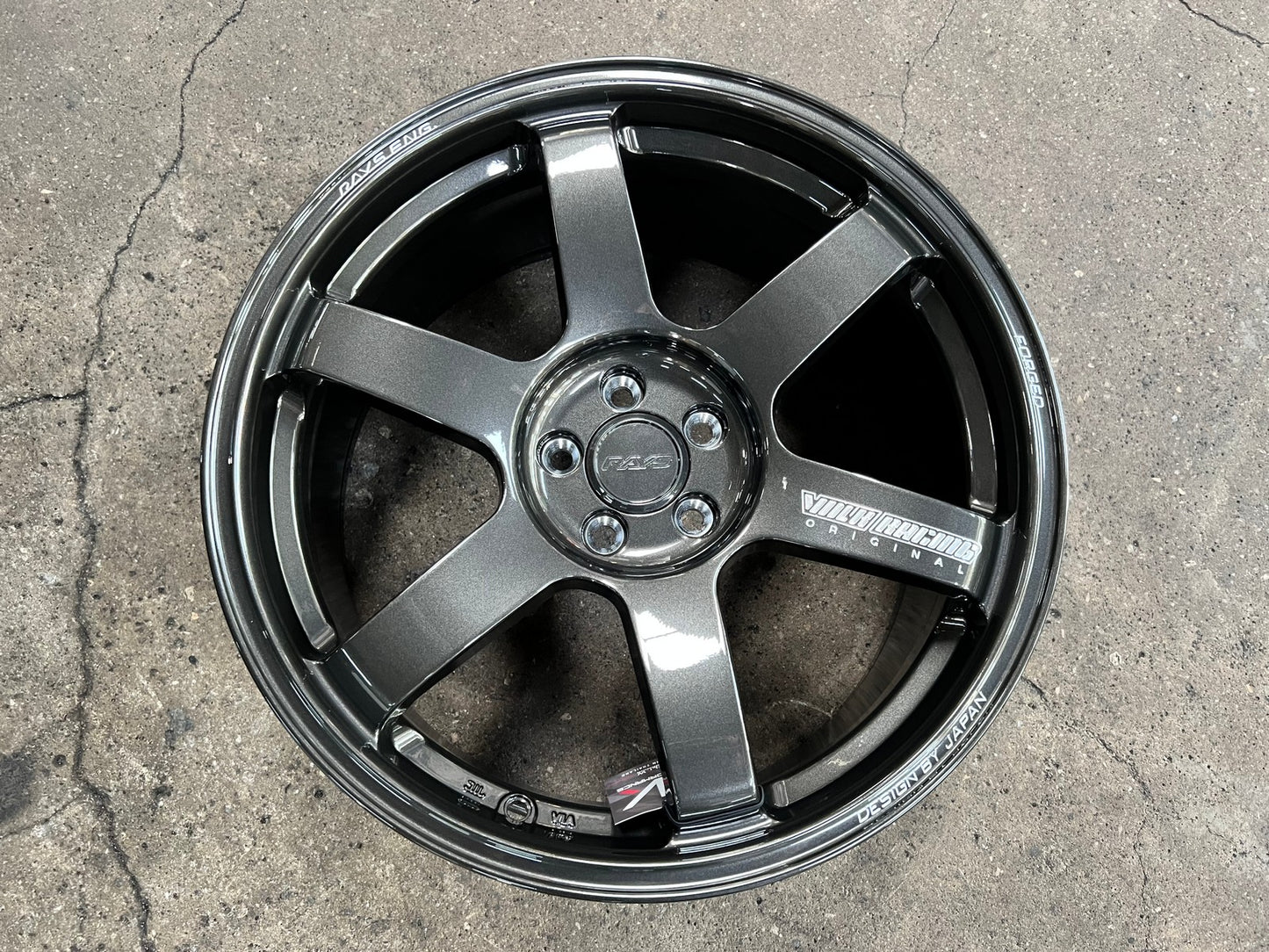 New 18X8.5 ET35 NK Performance TE37 SAGA Rim (4 wheel) Dark Gunmetal 5X100