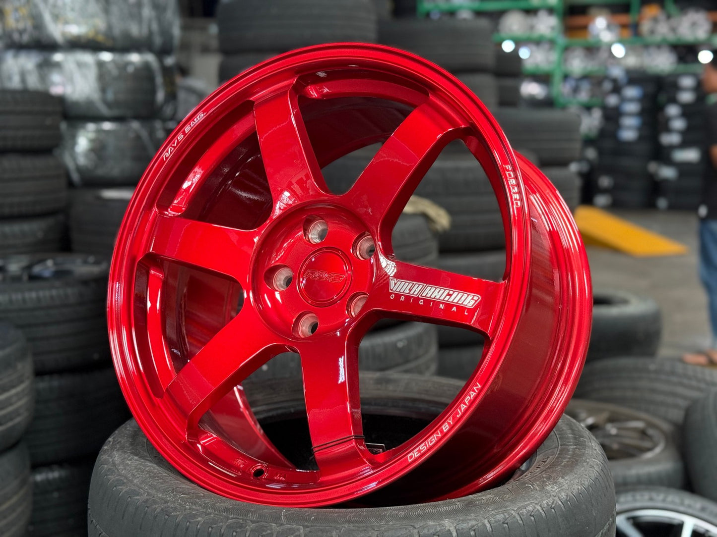 New 18X8.5 ET35 NK Performance TE37 SAGA Rim (4 wheel) Gloss Red 5X112