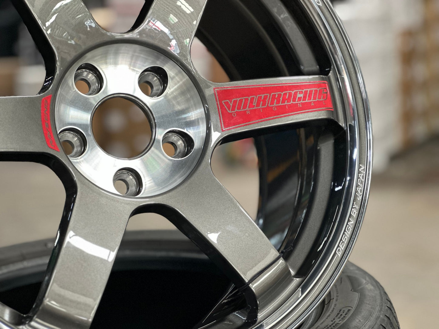 New 18X8.5 ET35 NK Performance TE37 SAGA Rim (4 wheel) Gloss Gunmetal 5X112