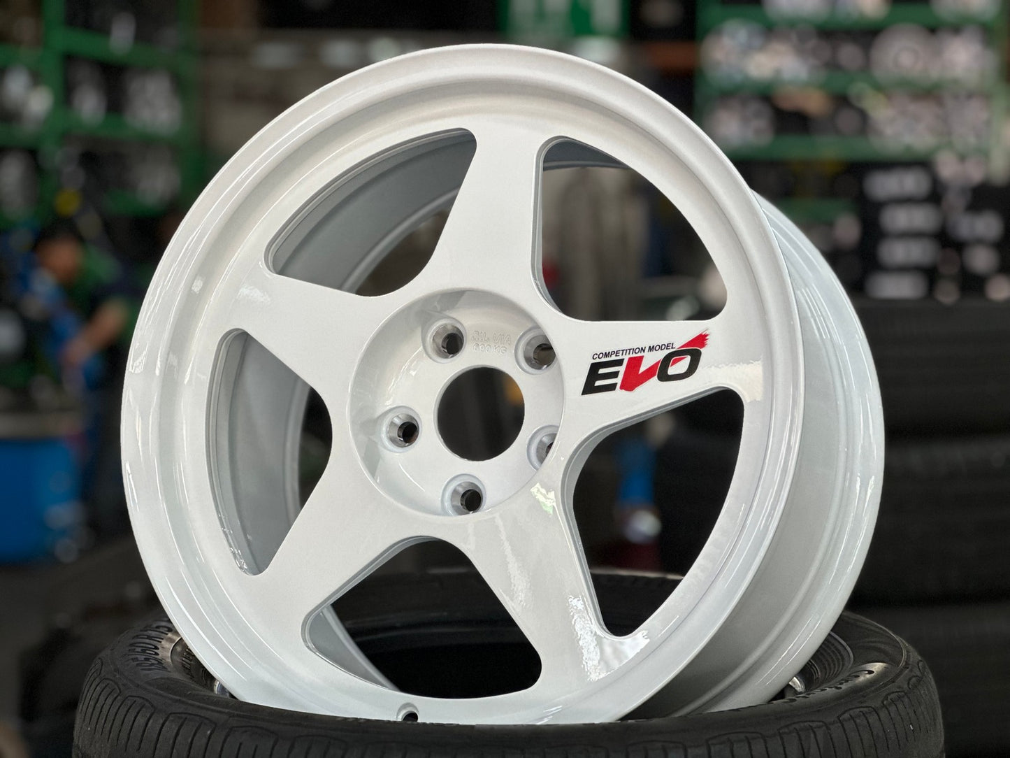 New 17X8.5 ET35 NK Performance EVO Rim (4 wheel) Gloss White 5X114.3