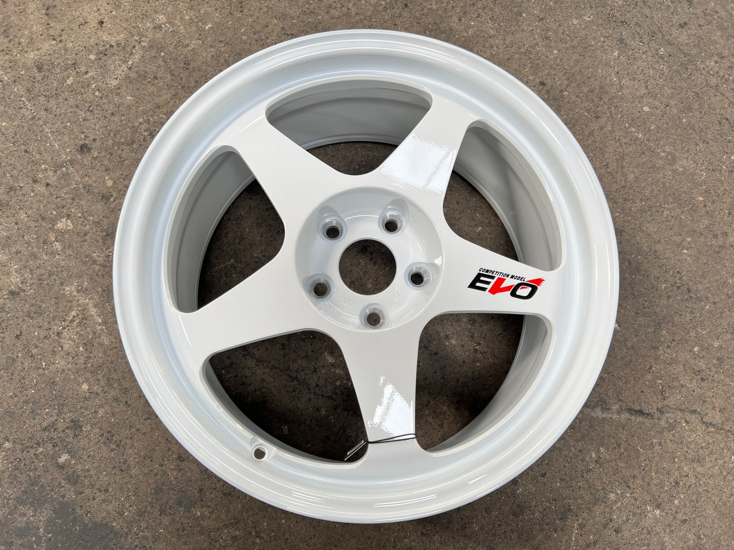 New 18X8.5 ET45 NK Performance EVO Rim (4 wheel) Gloss White 5X114.3