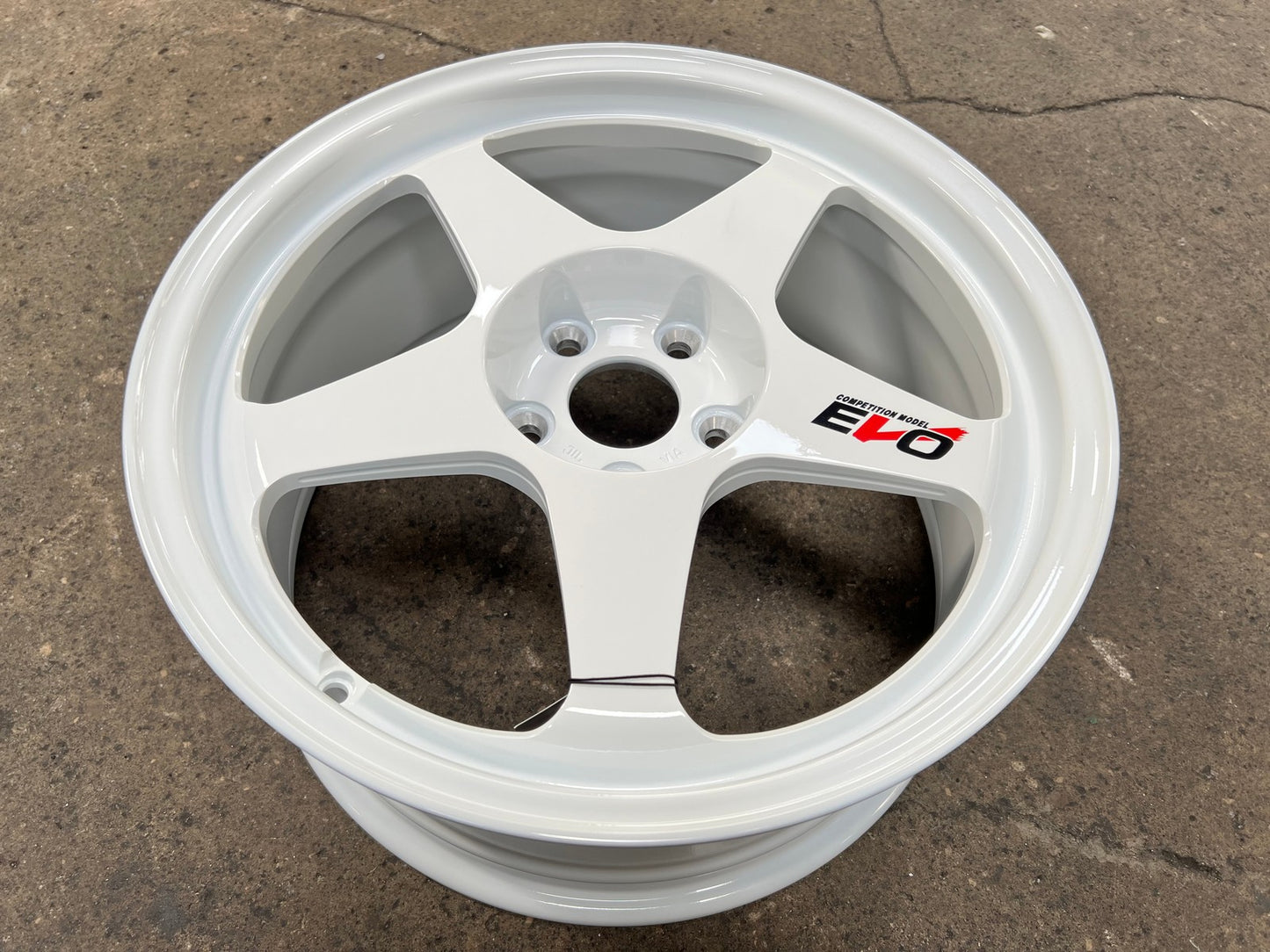 New 18X8.5 ET45 NK Performance EVO Rim (4 wheel) Gloss White 5X114.3