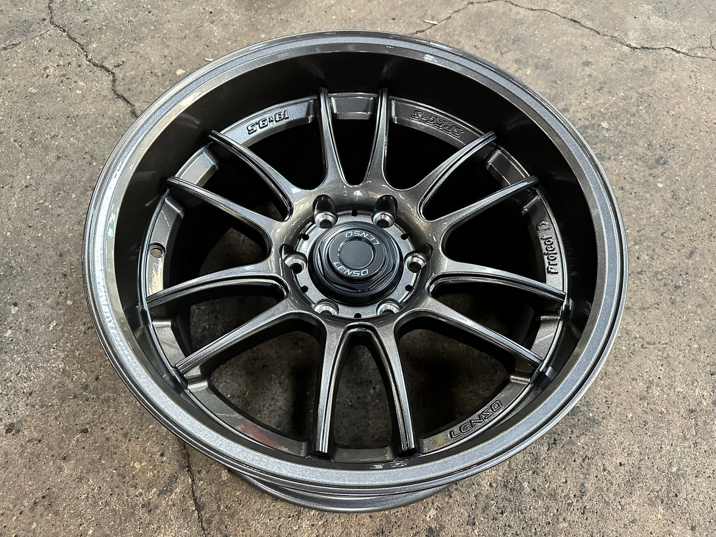 New 18X9.5 ET0 Lenso Project E Rim (4 wheel) Gloss Black 6X139.7