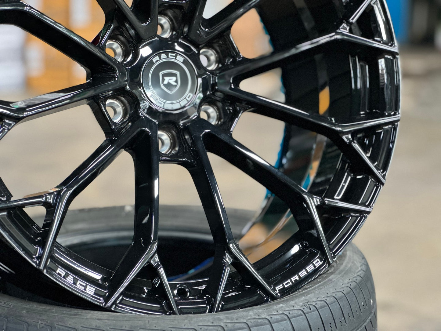 New 20X9.5 ET15 Race Forged RX02 Rim (4 wheel) Gloss Black 6X139.7