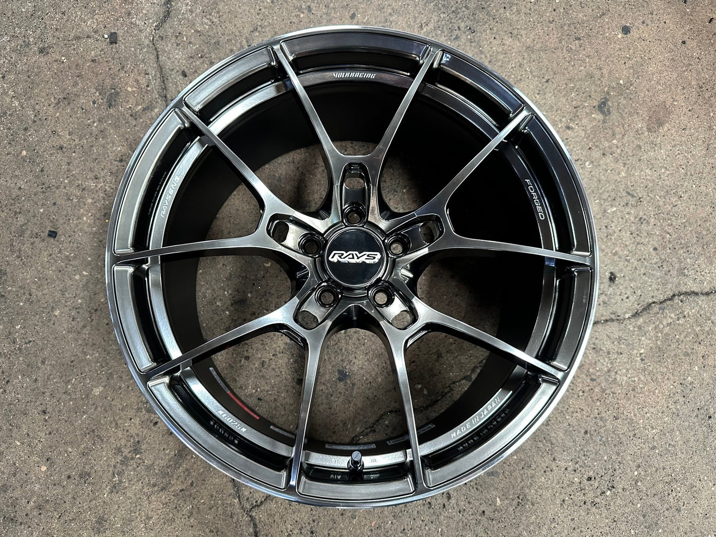 New 19X9.5 ET44 RAYS G025 Japan Rim (4 wheel) Gloss Gunmetal 5X112