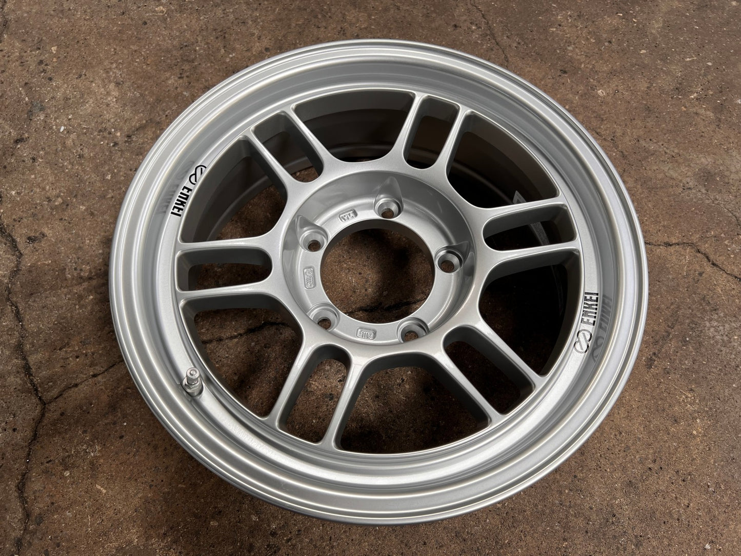 New 16X6 ET0 Enkei RPT1 Rim (5 wheel) Gloss Silver 5X139.7