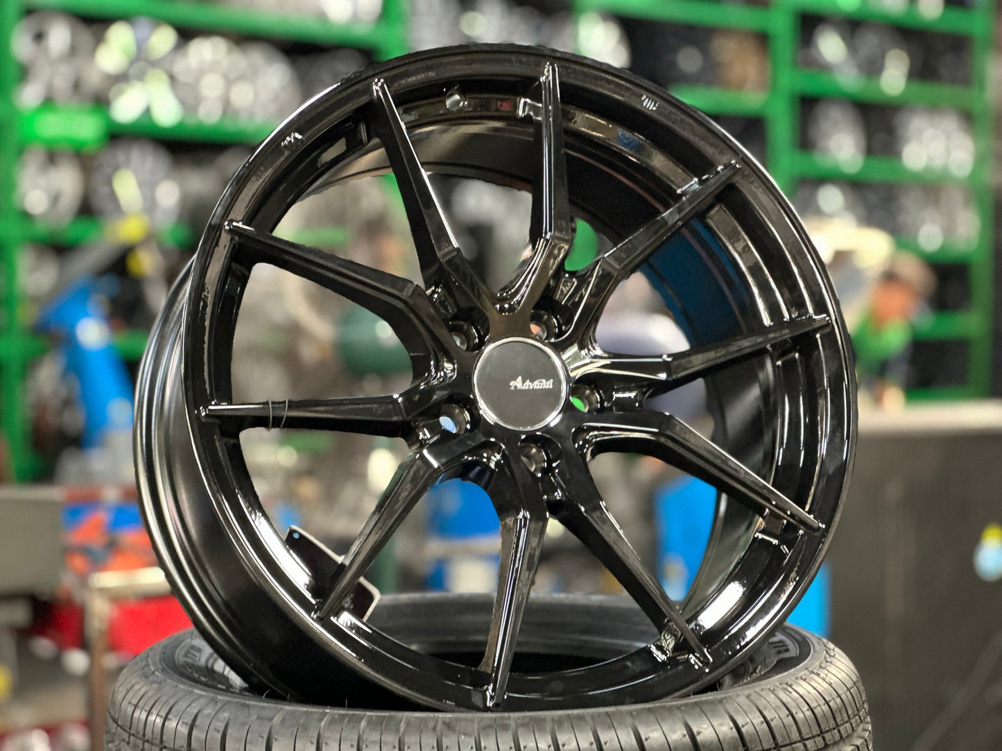 New 17X7.5 ET40 Advanti Hybris Rim (4 wheel) Gloss Black 5X100
