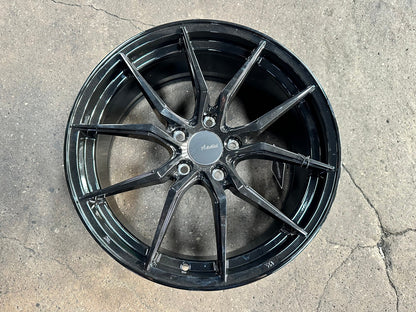 New 18X8 ET45 Advanti Hybris Rim (4 wheel) Gloss Black 5X114.3
