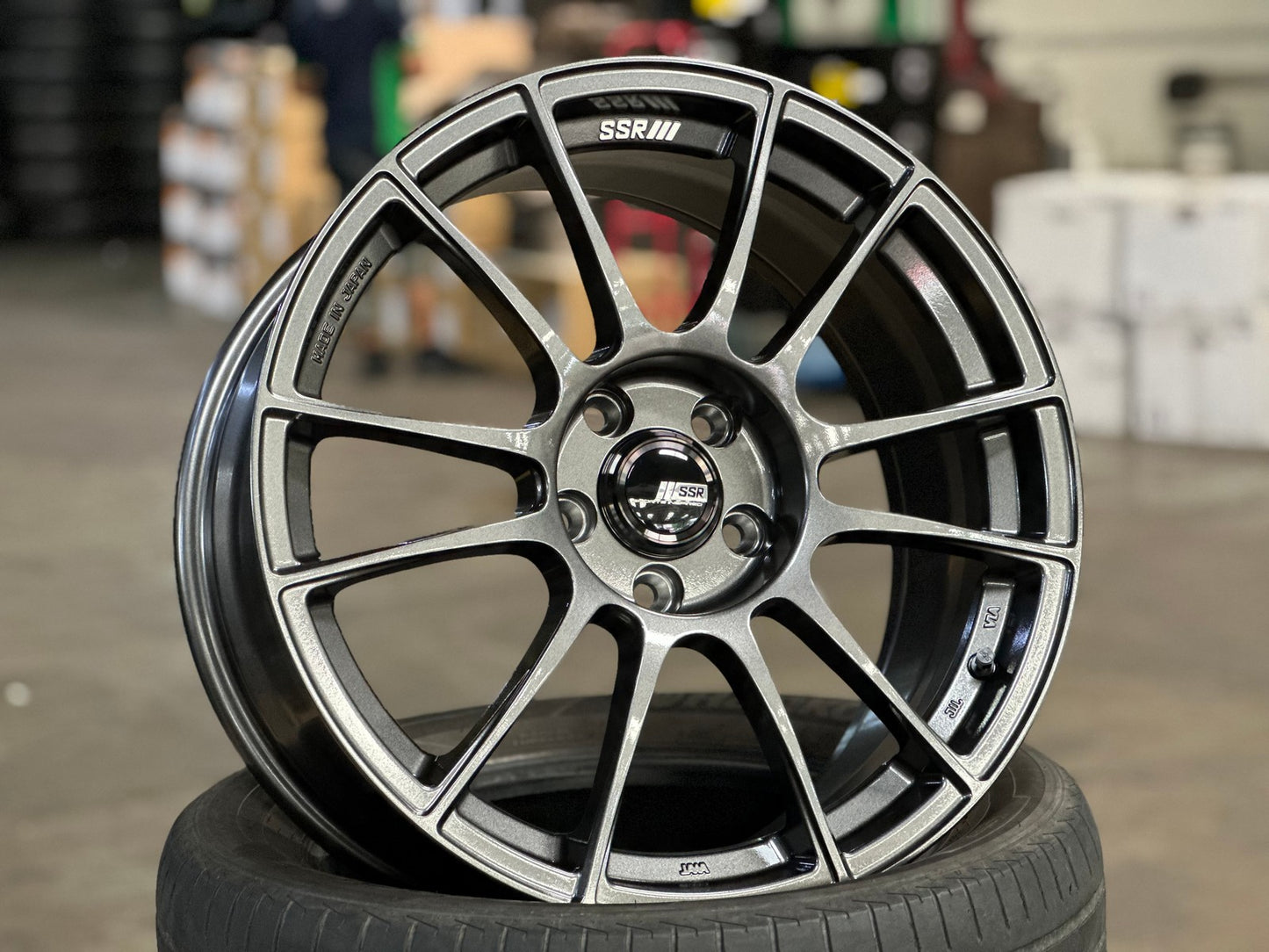 New 18X8.5 ET44 SSR GTX04 Rim (4 wheel) Gloss Gunmetal 5X112