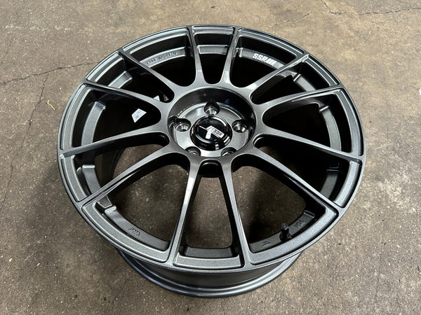 New 18X8.5 ET44 SSR GTX04 Rim (4 wheel) Gloss Gunmetal 5X112