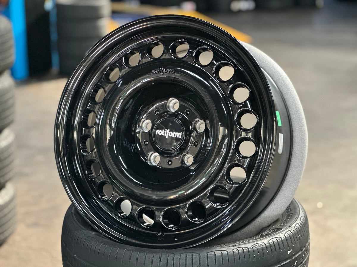 New 18X9 ET25 Rotiform Rim (4 wheel) Gloss Black 5X130