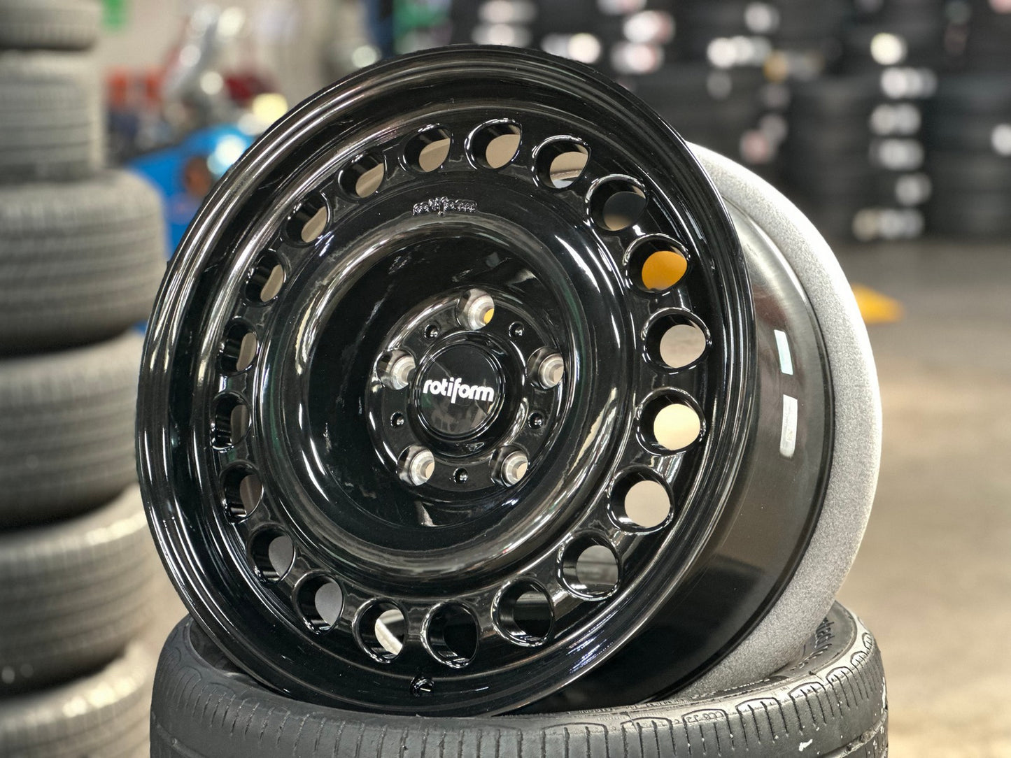 New 18X9 ET25 Rotiform Rim (4 wheel) Gloss Black 5X130