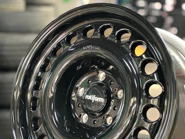 New 18X9 ET25 Rotiform Rim (4 wheel) Gloss Black 5X130