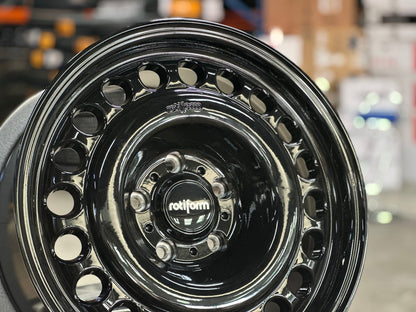 New 18X9 ET25 Rotiform Rim (4 wheel) Gloss Black 5X130