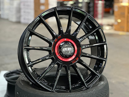 New 18X8 ET45 OZ Racing Super Evoluz Rim (4 wheel) Gloss Black 5X112