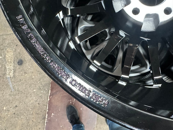 New 18X8 ET45 OZ Racing Super Evoluz Rim (4 wheel) Gloss Black 5X112