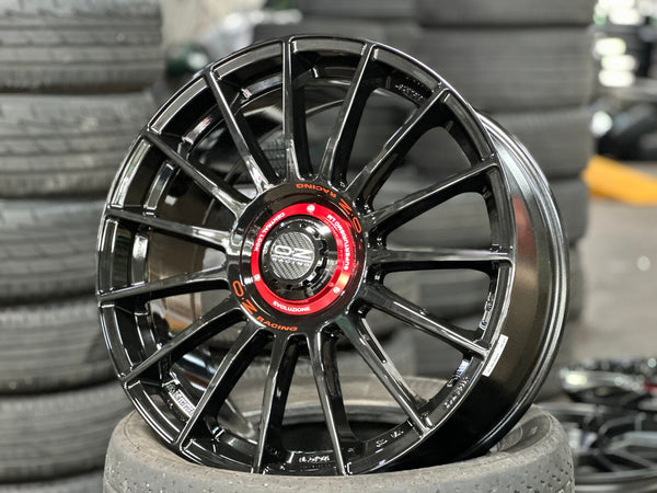 New 19X8.5 ET38 OZ Racing Super Evoluz Rim (4 wheel) Gloss Black 5X112