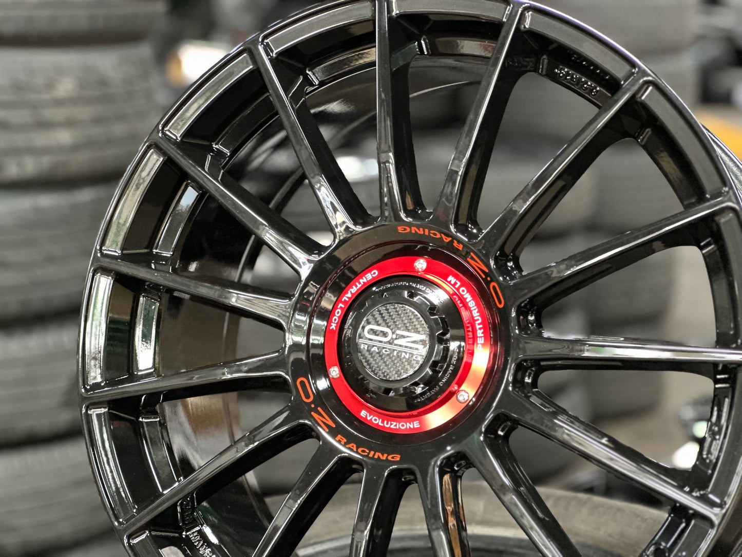 New 19X8.5 ET38 OZ Racing Super Evoluz Rim (4 wheel) Gloss Black 5X112