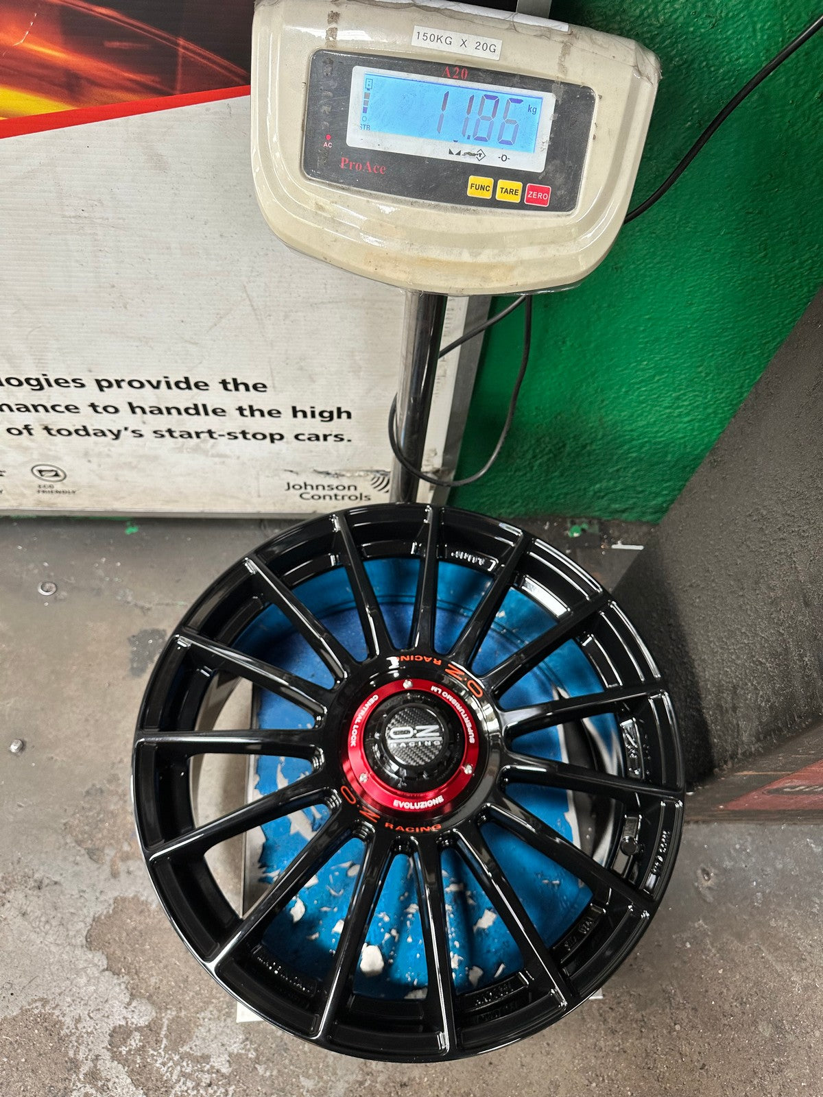 New 19X8.5 ET38 OZ Racing Super Evoluz Rim (4 wheel) Gloss Black 5X112