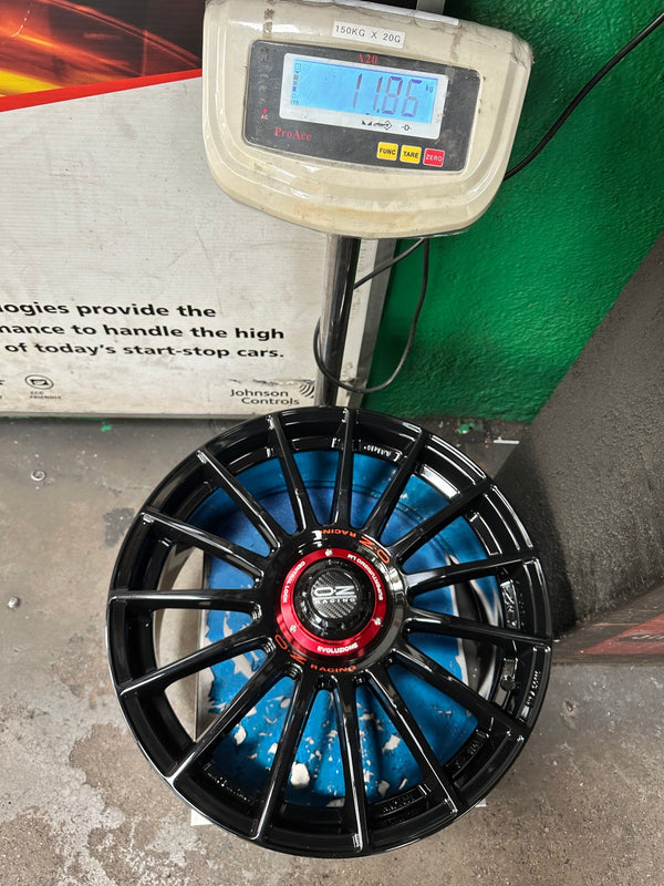 New 19X8.5 ET38 OZ Racing Super Evoluz Rim (4 wheel) Gloss Black 5X112