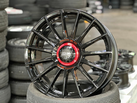 New 19X8.5 ET44 OZ Racing Super Evoluz Rim (4 wheel) Gloss Black 5X112